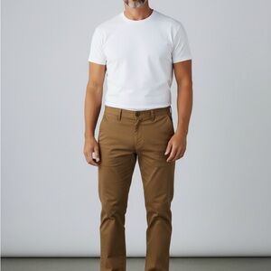 Men's Classic Tan Cargo Pants